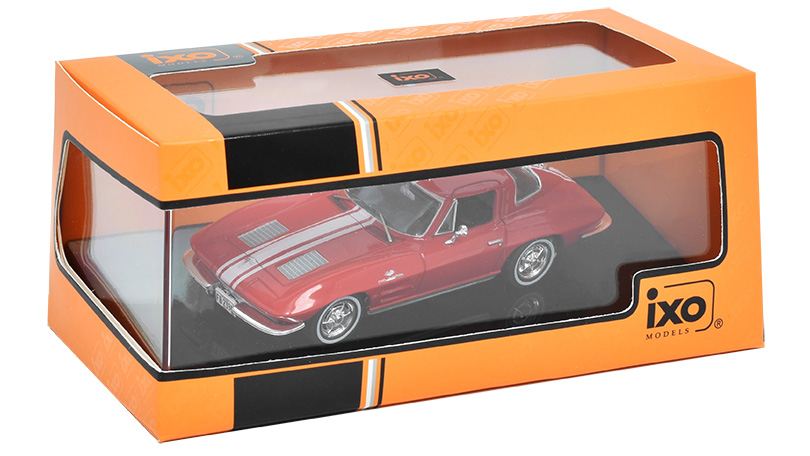 IXO Che Corvette Stingray 1963 – 1/43 – Miniature Métal Rouge Et Blanc – Collection Dès 14 Ans